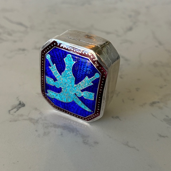 925 sterling silver handmade enamel work trinket box - Picture 2 of 10